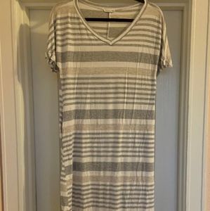 T-shirt dress